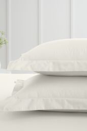 Bianca '200 Thread Count Cotton Percale' Oxford Pillowcases in Cream - thumbnail 2