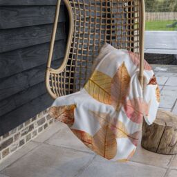 Benjamin Tate Design Autumn Toned Skeleton Leaves Blanket in Natural - Size: 120 cm x 150 cm - thumbnail 4