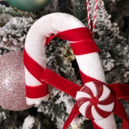 Samuel Alexander 29cm Red & White Stripe Hanging Christmas Candy Cane Decoration - thumbnail 3