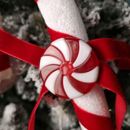 Samuel Alexander 29cm Red & White Stripe Hanging Christmas Candy Cane Decoration - thumbnail 4