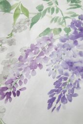 Dreams & Drapes 'Wisteria' Printed Reversible Duvet Cover Set in Lilac - Size: King - thumbnail 4