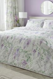 Dreams & Drapes 'Wisteria' Printed Reversible Duvet Cover Set in Lilac - Size: King