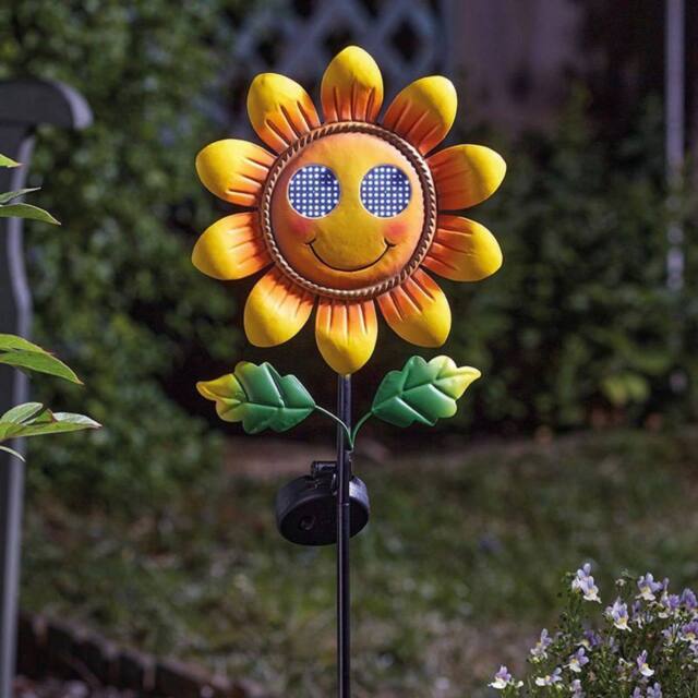 Marco Paul Solar Resin Solar Sunflower Garden Ornaments in Yellow - Size: 80 cm - image 1