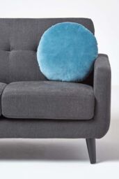 Homescapes Velvet Cushion, 40 cm Round in Blue - Size: 40 cm x 40 cm - thumbnail 4