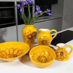 Verano Spanish Ceramics Sunflower Hand Painted Ceramic Yellow Hoem Decor Small Vase 24cm - thumbnail 4
