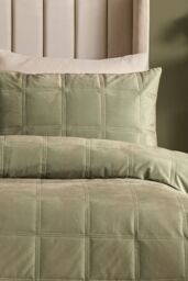 Soiree 'Brighton Square' Soft Velvet Box Stitched Duvet Cover Set in Green - Size: Double - thumbnail 2