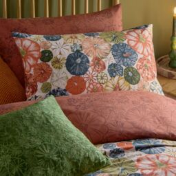 Furn Picking Patch Embroidered Velvet Cushion in Green - Size: 45 cm x 45 cm - thumbnail 5