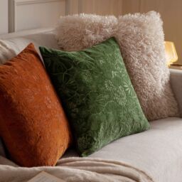 Furn Picking Patch Embroidered Velvet Cushion in Green - Size: 45 cm x 45 cm - thumbnail 4