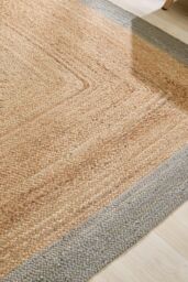 Origin Jute Border Sage Green in Light Sand - Size: 120 cm x 170 cm - thumbnail 5