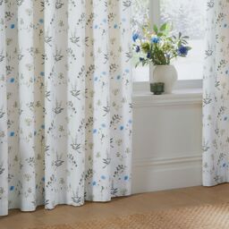 Wylder Meadow 100% Cotton Floral Eyelet Curtain Pair in White - Size: 168 cm width x 137 cm drop - thumbnail 3