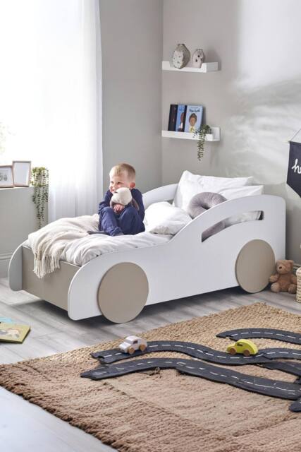 Julian Bowen Atlantis Toddler Size White Car Bed - Size: Cot - image 1