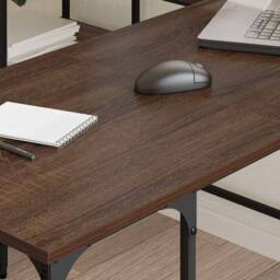Berkfield Home Decorative Desk Brown Oak 139x139x75 cm Engineered Wood - Size: 139 x 139 x 75 cm - thumbnail 1