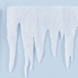 Samuel Alexander 2m x 36cm Christmas Icicle Snow Drape Material in White - Size: 2m x 36 cm - thumbnail 2