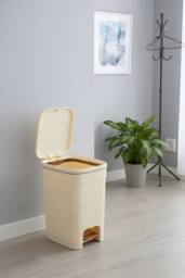 Living and Home 25/20/15L Pedal Press-Top Rubbish Bin with Soft Close Lid in Beige - Size: 2XL - thumbnail 6