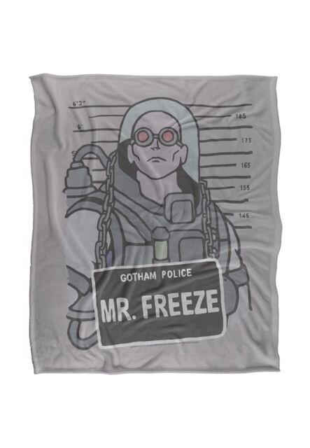 DC Comics Batman The Mr. Freeze Mugshot Blanket 152 x 127 cm in White - image 1
