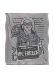 DC Comics Batman The Mr. Freeze Mugshot Blanket 152 x 127 cm in White - thumbnail 1
