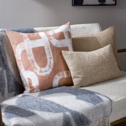 HOEM Tuba Abstract 100% Cotton Cushion in Pink - Size: 50 cm x 50 cm - thumbnail 5