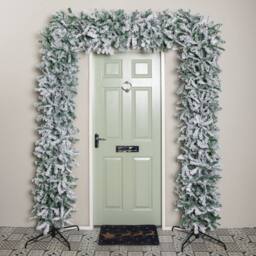 Samuel Alexander 8ft Single Door Flocked Christmas Tree Flat Top Arch with 2000 Tips in White - thumbnail 3