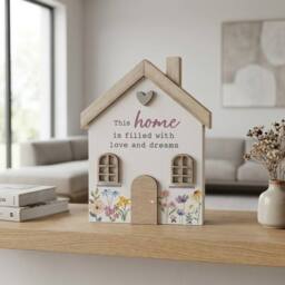 Garden Greatness Love & Dreams Home Plaque in White - Size: 1 Pack - thumbnail 1