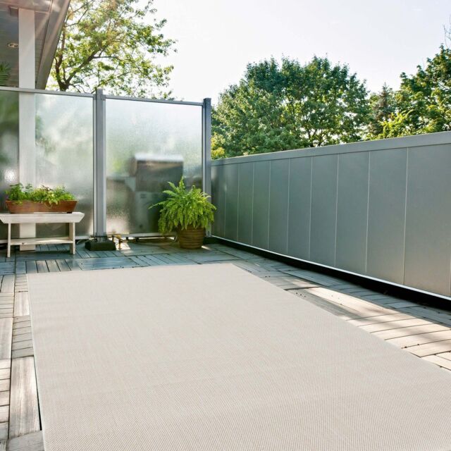 THE RUGS Outdoor Indoor Plain Garden Patio Rug Weather Resistant Jet Washable in Cream - Size: 140 cm x 200 cm - image 1