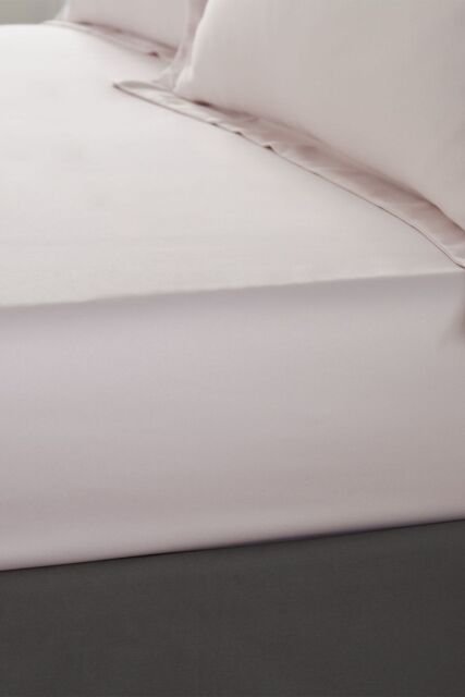 Catherine Lansfield 'Silky Soft Satin' 30cm Depth Sheet in Pink - Size: Single Fitted - image 1