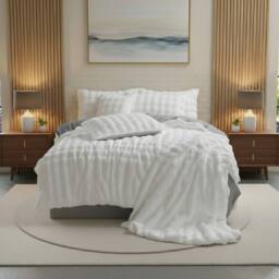 Snug City Rabbit Faux Fur Teddy Duvet Cover Set Ultra Soft Plush Bedding in White - Size: Super King - thumbnail 1