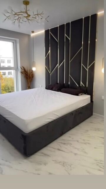 HOB Furniture Royal Mexico Bed - Ottoman Storage Bed Frame, Luxury French Velvet, Black - Size: Super King