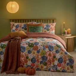 Furn Picking Patch Pumpkin Duvet Set in Burnt Orange - Size: King