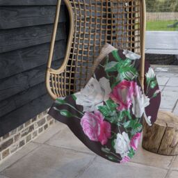 Benjamin Tate Design Pattern Of Pink & White Flowers Blanket in Natural - Size: 120 cm x 150 cm - thumbnail 4