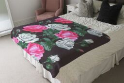Benjamin Tate Design Pattern Of Pink & White Flowers Blanket in Natural - Size: 120 cm x 150 cm - thumbnail 3