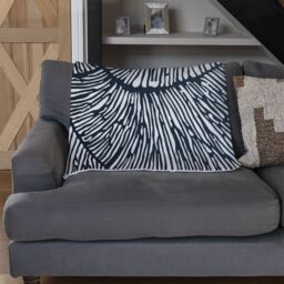 Benjamin Tate Design design with natural analogues texture Designer Blanket - Size: 120 cm x 150 cm - thumbnail 2