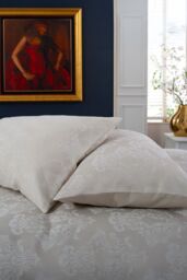 The Lyndon Company Versailles Luxury Jacquard Duvet Cover Bedding Set - Classic Damask Design - Cotton Blend - Deyongs 1846 in Natural - Size: Double - thumbnail 3