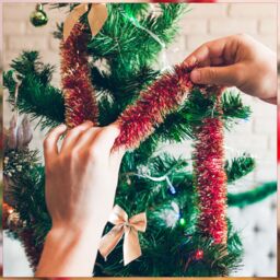 Neel Blue Christmas Tinsel Garland Shiny Metallic Fine Foil Xmas Tree Garland, 2m - thumbnail 6
