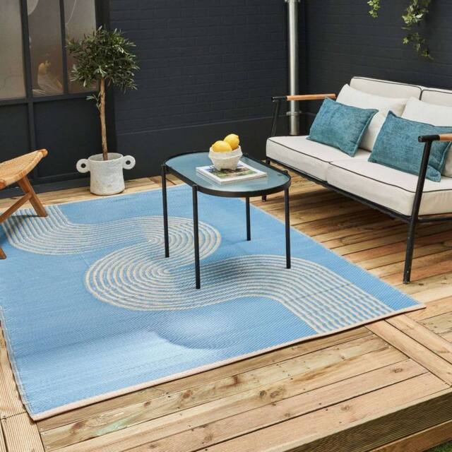 THE RUGS Reversible Weatherproof Outdoor Rug Wavy Line Blue & Beige - Size: 90 cm x 150 cm - image 1