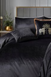 Laurence Llewelyn-Bowen 'Montrose' Luxury Velvet Duvet Cover Set in Black - Size: Double - thumbnail 4