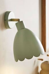 ValueLights Millie Pair of Flower Style Scallop Adjustable Wall Lights & Bulbs in Pale Green - thumbnail 3