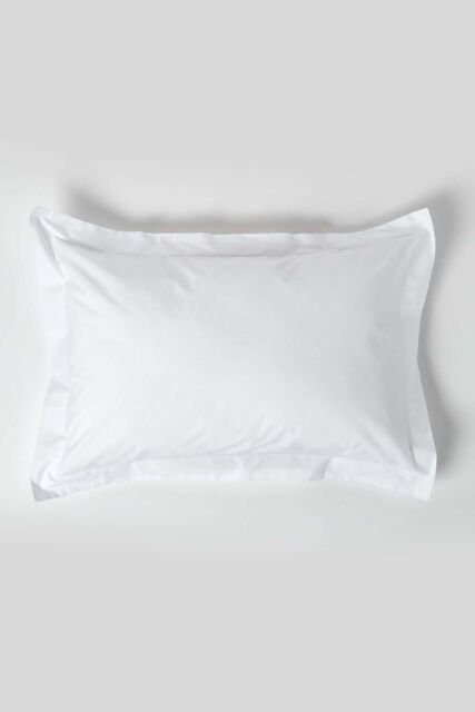 Homescapes Egyptian Cotton Oxford Pillowcase 200 TC, Standard Size in White - image 1