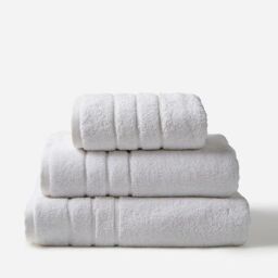 Allure Bath Fashions Hotel Luxury Heavweight Bath Towel in White - thumbnail 1