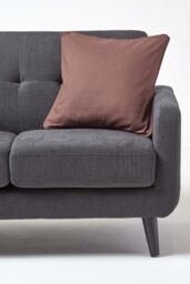 Homescapes Cotton Plain Cushion Cover in Chocolate - Size: 30 cm x 30 cm - thumbnail 4