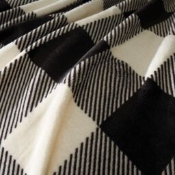 OHS Gingham Flannel Fleece Soft Reversible Throw Blanket in Natural White - Size: 130 cm x160 cm - thumbnail 2