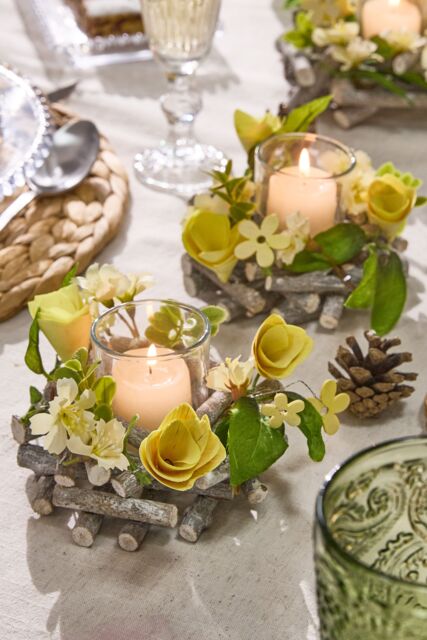 Dibor Set of 2 Floral Yellow Table Decoration Christmas Candle Holders Dia13cm - Size: Small - image 1