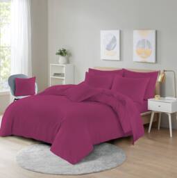 Homes-Linen Plain Dyed Polycotton Duvet Cover Set with Pillowcases in Fuchsia - Size: Single - thumbnail 1