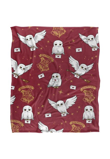 Warner Brothers Harry Potter Hedwig AOP Blanket 152 x 127 cm in White - image 1