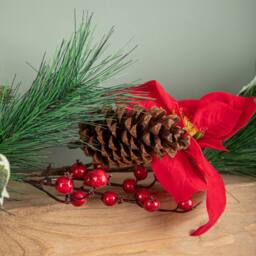 Samuel Alexander 1.8m Red & Green Poinsettia Garland with Pinecones & Foliage - thumbnail 6