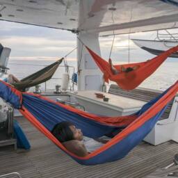 Ticket To The Moon King Size Hammock - Garden Hammock in Navy - thumbnail 2
