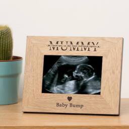Uniqueful Personalised Anniversary Couple We Love You To The Moon Wood Frame in Beige - Size: 1 Pack - thumbnail 4
