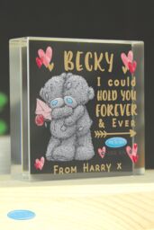 Personalised Memento Company Personalised Me To You Hold You Forever Crystal Token in Clear - thumbnail 4