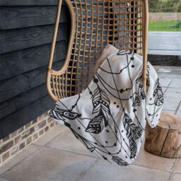 Benjamin Tate Design Hand Drawn Bohemian Chic Style Blanket in Natural - Size: 120 cm x 150 cm - thumbnail 4