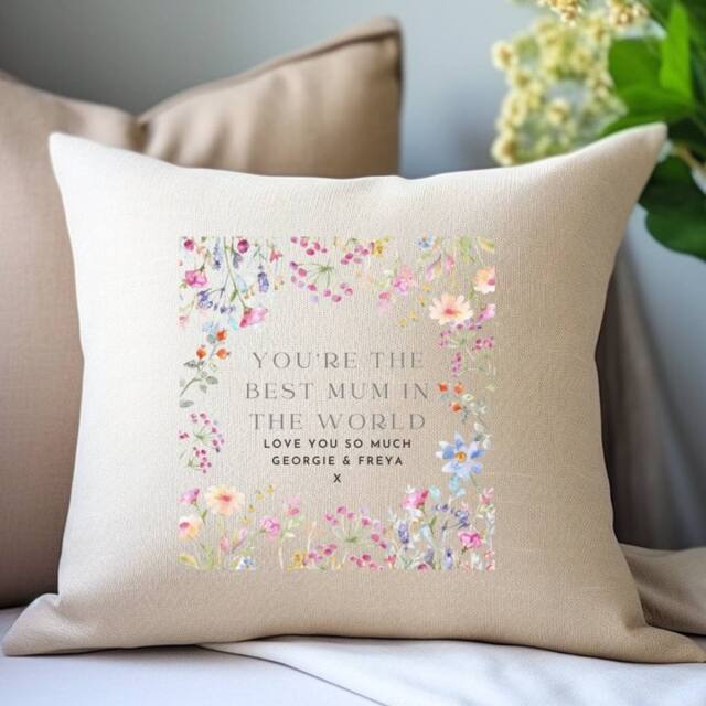 Aye Do Gifts Women's Personalised Best Mum In The World Cushion in Beige - Size: 40 cm x 40 cm - image 1