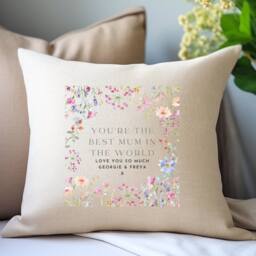 Aye Do Gifts Women's Personalised Best Mum In The World Cushion in Beige - Size: 40 cm x 40 cm